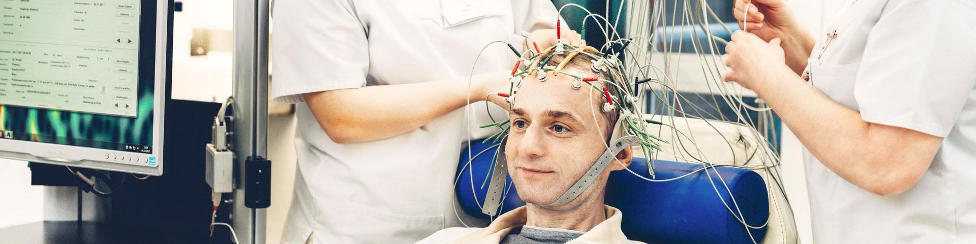 Neurologische-Behandlung-mit-EEG